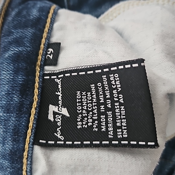 7 for all mankind crop distressed jeans - Picture 4 of 10